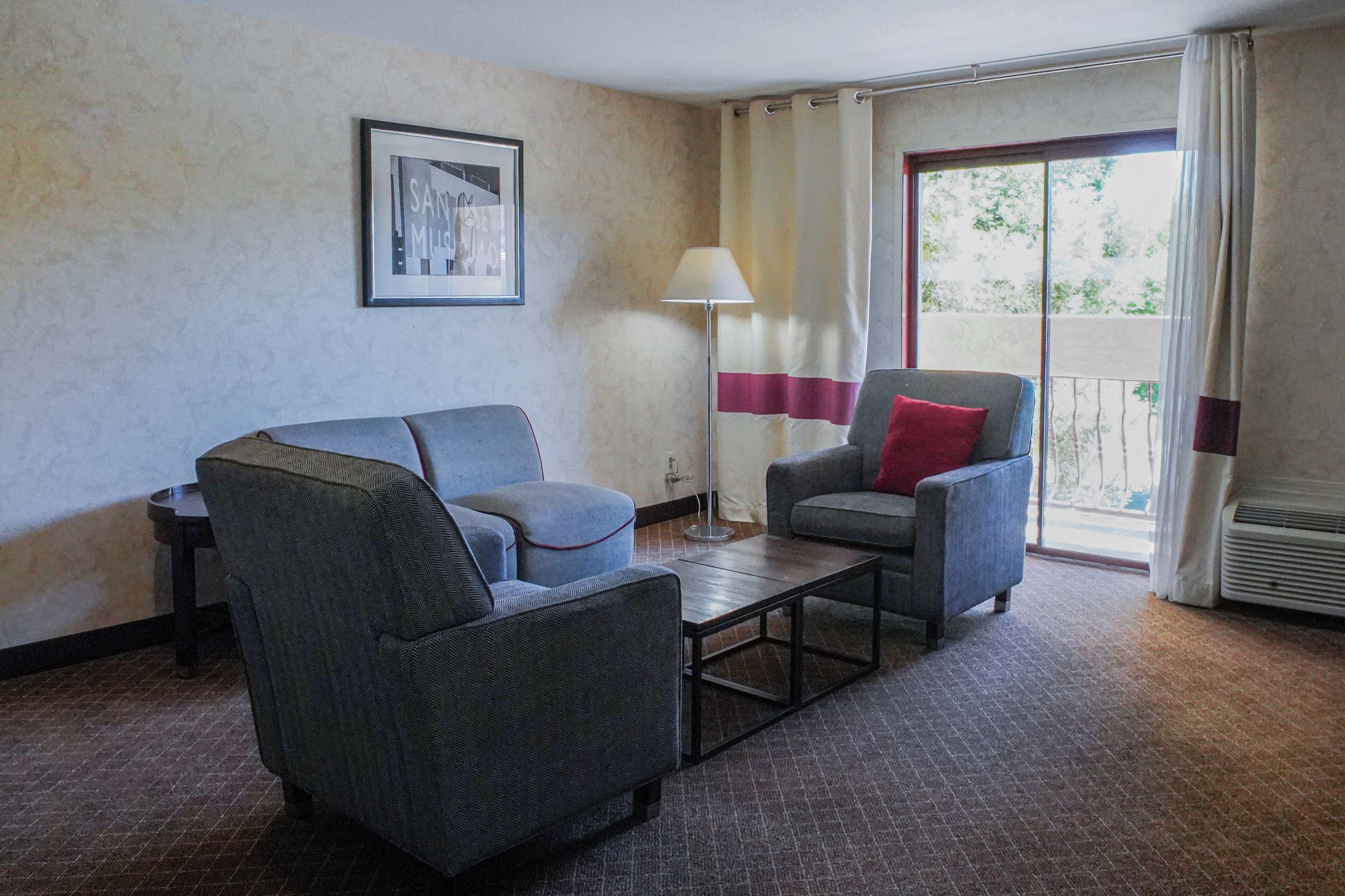 Superior King Suite