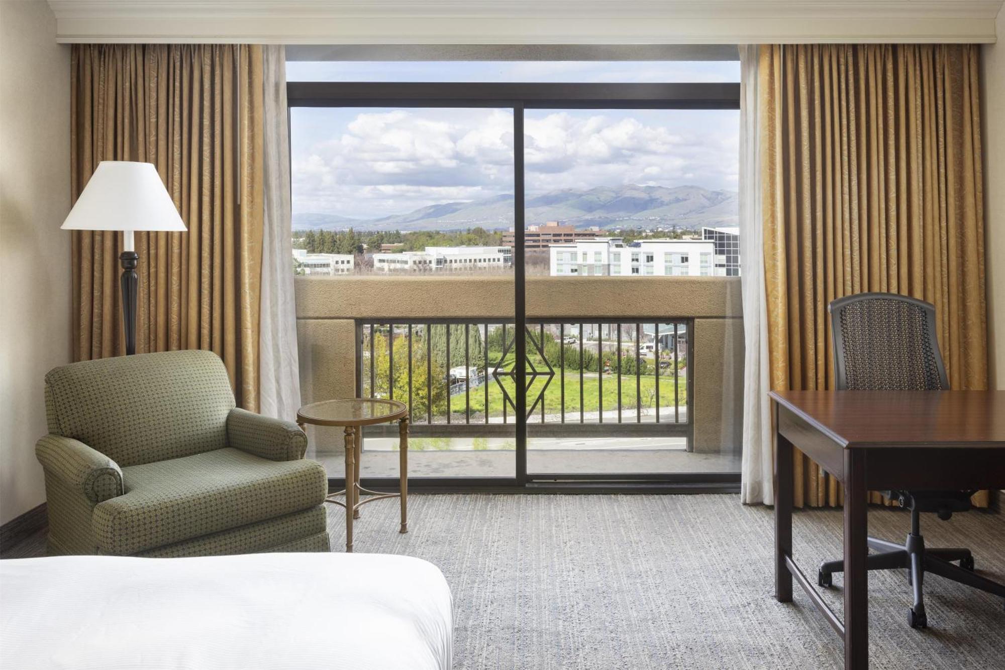King Room Balcony,1758306443:JPEG